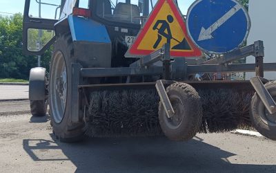 Услуги дорожной щетки на базе МТЗ - Псков, заказать или взять в аренду