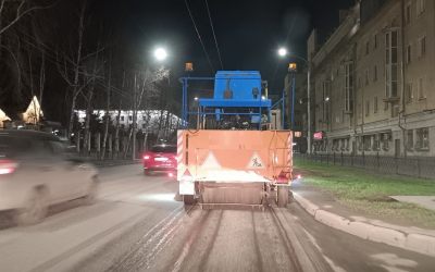 Уборка улиц и дорог спецтехникой и дорожными уборочными машинами - Псков, цены, предложения специалистов