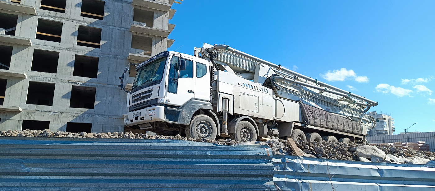Объявления о продаже автобетононасосов и стационарных бетононасосов в Пскове