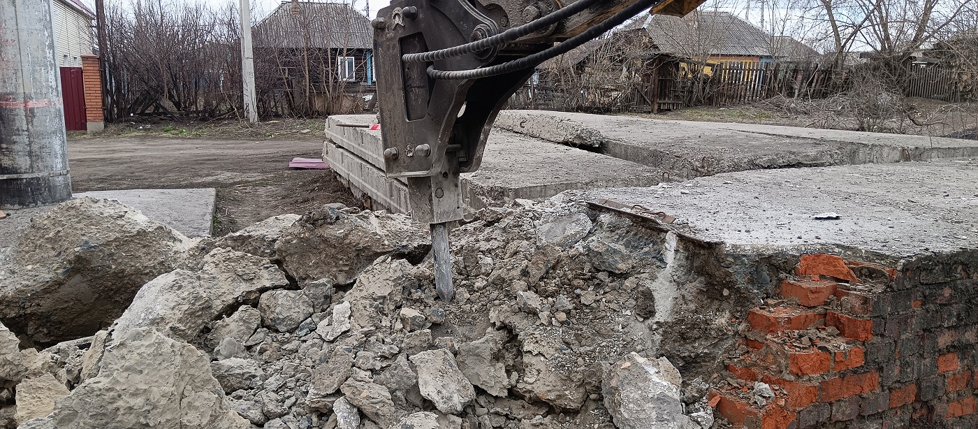 Услуги и заказ гидромолотов для демонтажных работ в Новоржеве