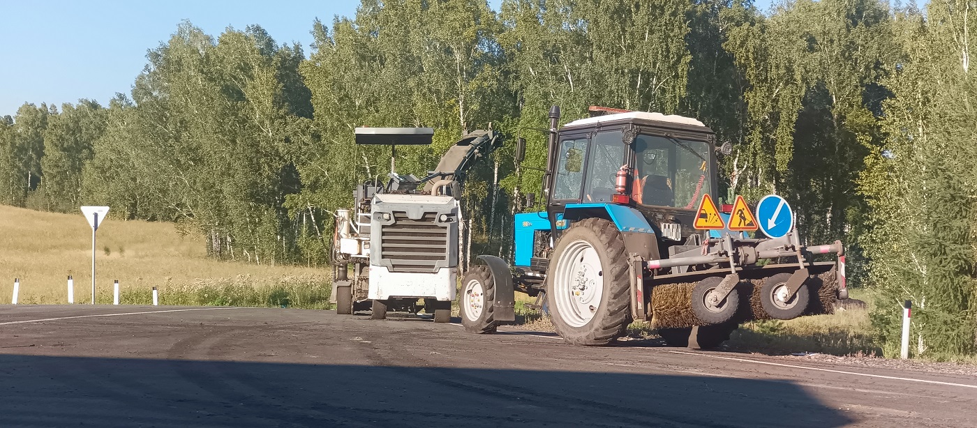 Услуги тракторной техники в Псковской области