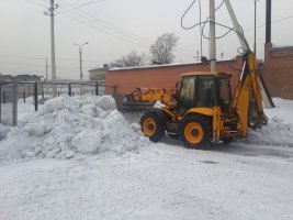 Уборка, чистка снега спецтехникой стоимость услуг и где заказать - Новоржев